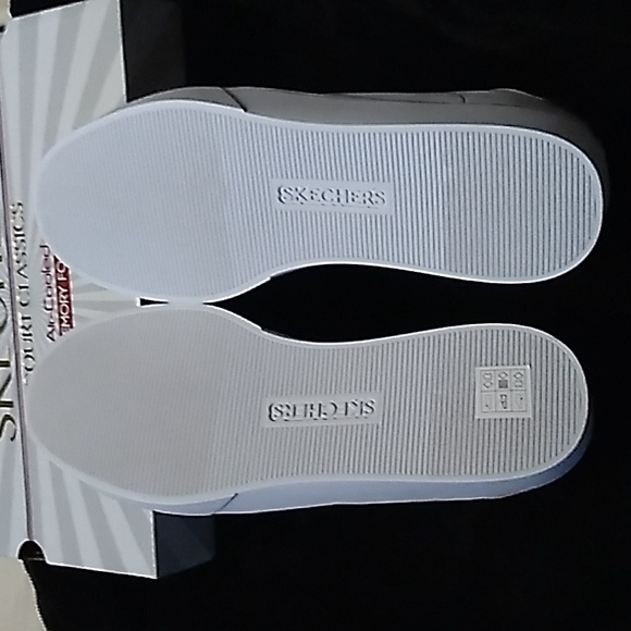 NIB Women's Skechers Court Classics memory foam white with leopard stripe sz 11 - Picture 8 of 10